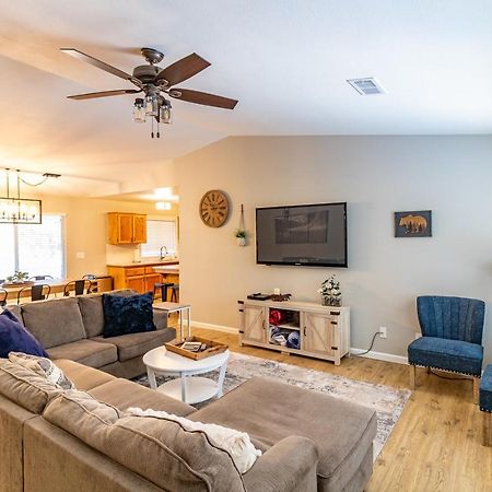 Pine Place Oakhurst Εξωτερικό φωτογραφία