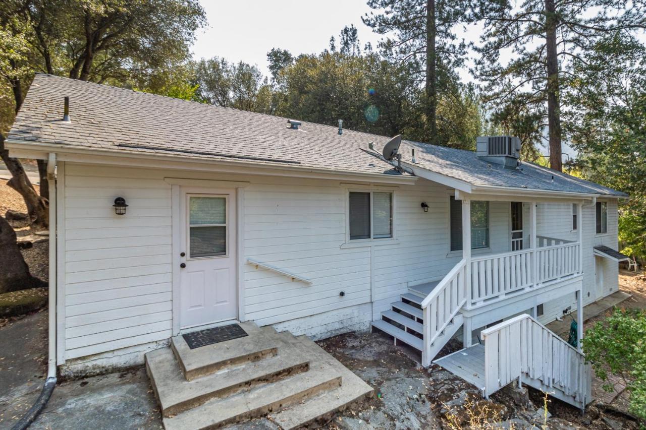 Pine Place Oakhurst Εξωτερικό φωτογραφία