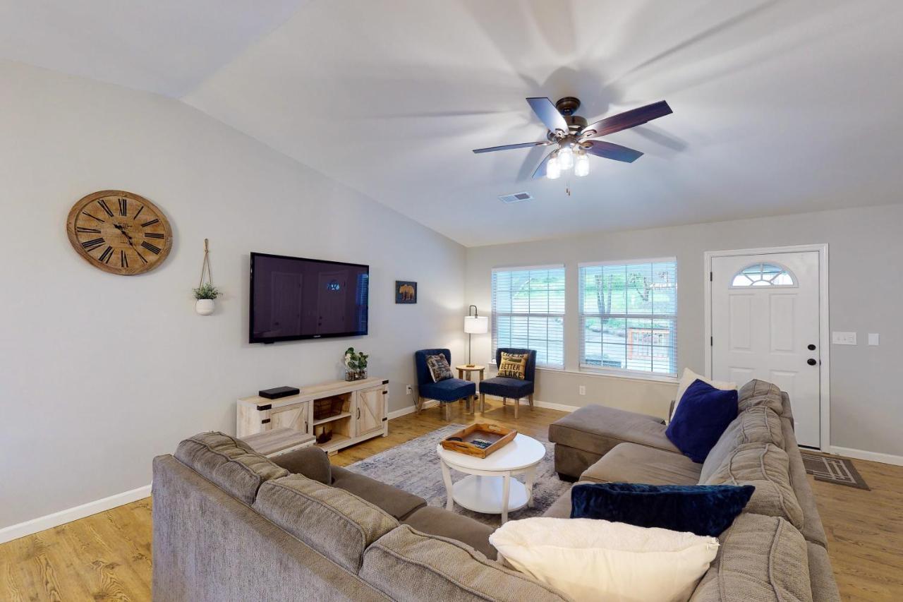 Pine Place Oakhurst Εξωτερικό φωτογραφία